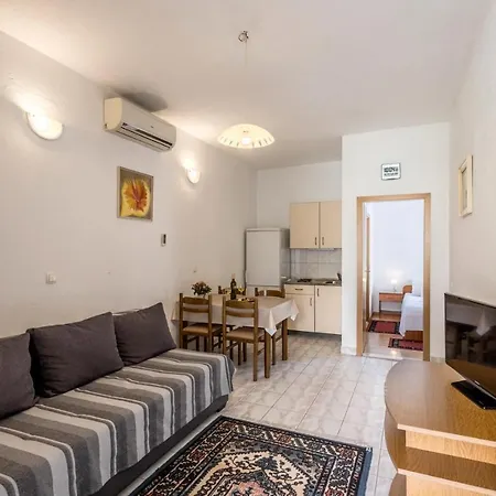 Apartment 301a